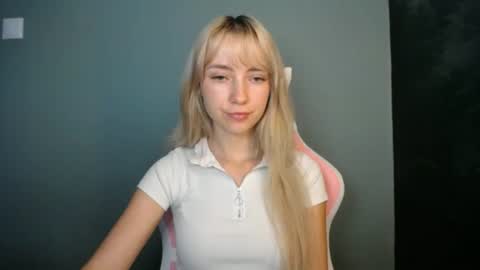 Lucy online show from 06-10-26, 06:45