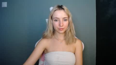 Lucy online show from 07-07-26, 07:23
