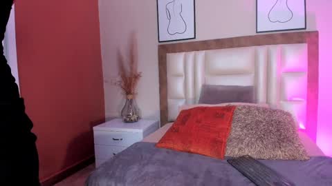 Snapshot of luciaferrero chatting on 01-21-25, 09:46 LuciaFerrero online show from 01-21-25, 09:46