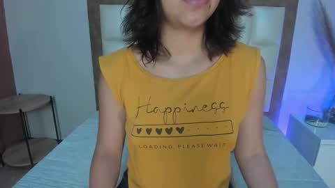 Snapshot of luciaferrero chatting on 10-12-25, 04:06 LuciaFerrero online show from 10-12-25, 04:06