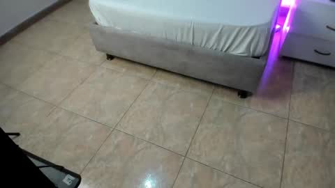 Snapshot of luciaferrero chatting on 10-26-25, 12:05 LuciaFerrero online show from 10-26-25, 12:05
