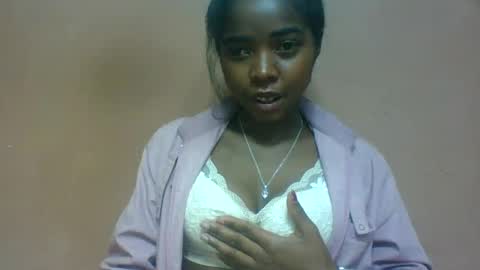 luciah148539 online show from 07-22-26, 03:26