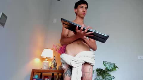 Pirulo online show from 02-12-26, 07:20