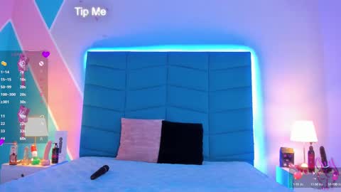 luciana_brown_ online show from 01-24-25, 08:11