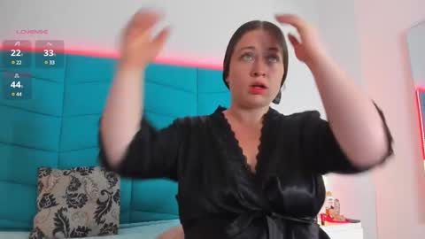 luciana_brown_ online show from 02-11-25, 12:06