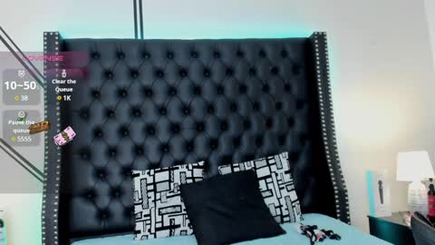 luciana_brown_ online show from 02-18-25, 03:53