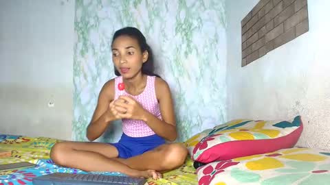 Snapshot of luciana_daza chatting on 09-25-25, 09:29 Luciana online show from 09-25-25, 09:29