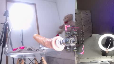 luciana_hunters online show from 09-13-25, 05:24