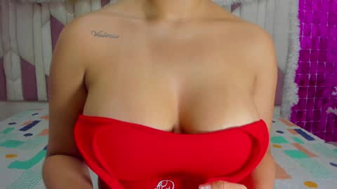 instagram luciana417  online show from 12-29-24, 03:11