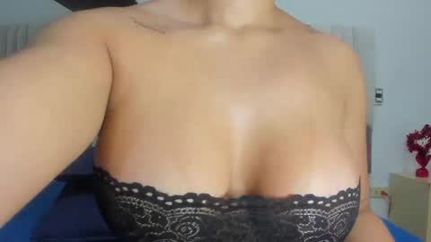 instagram luciana417  online show from 02-20-25, 03:12