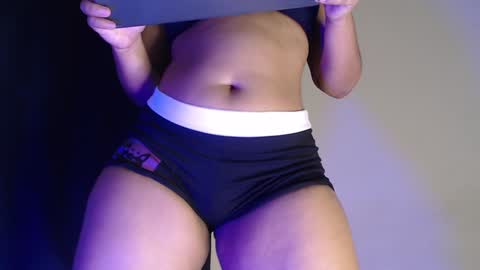 Snapshot of luciana_keating chatting on 12-18-24, 04:39 luciana online show from 12-18-24, 04:39