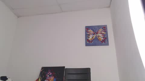 Snapshot of luciana_keating chatting on 09-25-25, 07:39 luciana online show from 09-25-25, 07:39