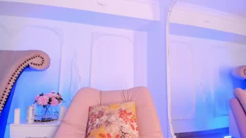 Luciana online show from 04-22-26, 08:32