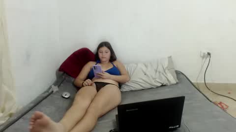 luciana_rober online show from 01-12-25, 04:10