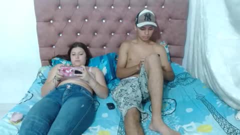 Snapshot of luciana_rober chatting on 05-04-26, 12:17 luciana_rober online show from 05-04-26, 12:17