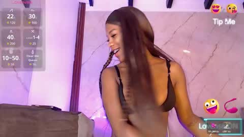 Snapshot of lucianaamorena chatting on 11-05-25, 12:27 Luciana Morena online show from 11-05-25, 12:27