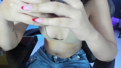    online show from 02-01-25, 04:03