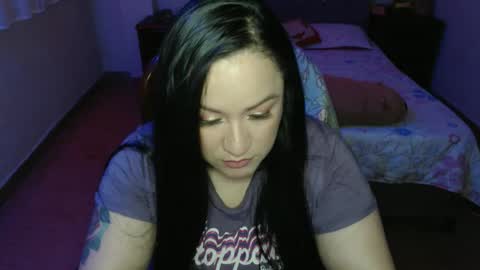 Snapshot of lucianahotty91 chatting on 12-14-25, 11:31 luciana Diaz online show from 12-14-25, 11:31