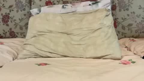 Mysterious Girl online show from 07-24-26, 06:11