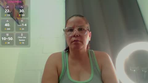 Snapshot of lucianamaster chatting on 10-09-25, 10:24 lucianamaster online show from 10-09-25, 10:24