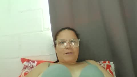 Snapshot of lucianamaster chatting on 10-29-25, 03:58 lucianamaster online show from 10-29-25, 03:58