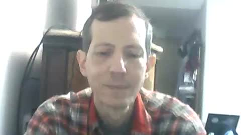 Snapshot of lucianoaxel chatting on 05-26-26, 09:55 Luciano online show from 05-26-26, 09:55