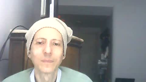 Snapshot of lucianoaxel chatting on 06-13-26, 02:09 Luciano online show from 06-13-26, 02:09