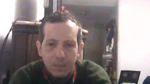 Snapshot of lucianoaxel chatting on 06-15-26, 02:58 Luciano online show from 06-15-26, 02:58