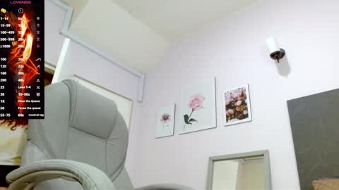 Lucie   online show from 01-21-25, 12:36