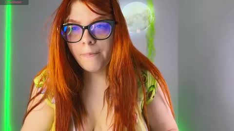 Lucie   online show from 02-10-25, 07:49