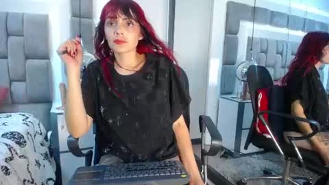 Lucie Red online show from 06-11-26, 12:32