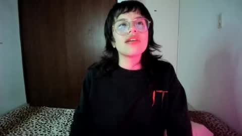 camila online show from 09-30-25, 05:34