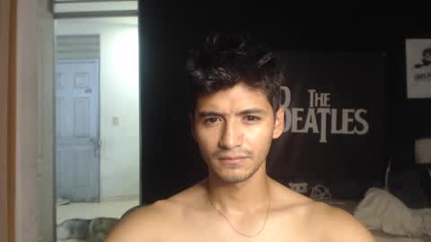 Snapshot of lucifferr_ chatting on 09-18-25, 12:34 leonel online show from 09-18-25, 12:34