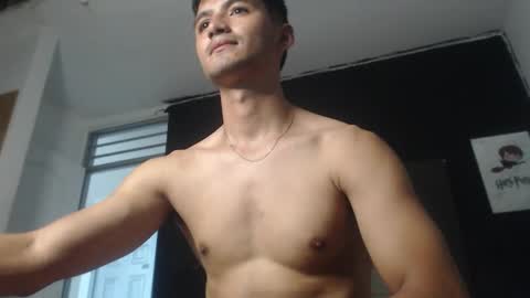 Snapshot of lucifferr_ chatting on 09-26-25, 11:31 leonel online show from 09-26-25, 11:31