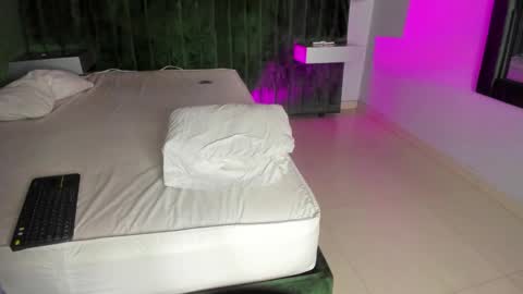 Leo online show from 10-20-25, 11:32