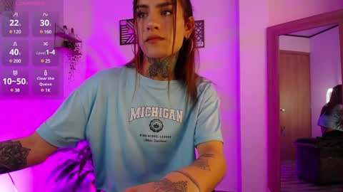 luciiana online show from 12-20-24, 08:01