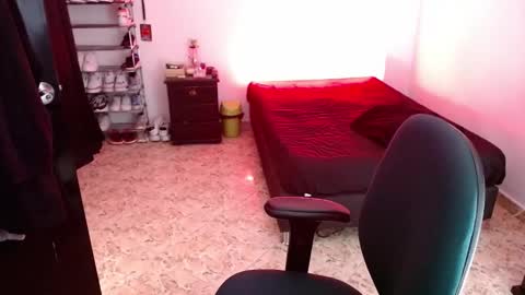 luciifer_hills online show from 12-08-24, 07:54