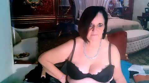 Snapshot of luciousgrace chatting on 02-24-25, 01:46 Grace online show from 02-24-25, 01:46