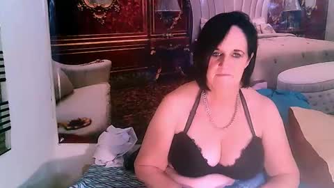 Snapshot of luciousgrace chatting on 03-02-25, 01:47 Grace online show from 03-02-25, 01:47