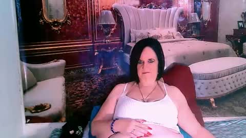 Snapshot of luciousgrace chatting on 03-03-25, 04:36 Grace online show from 03-03-25, 04:36