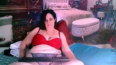 Snapshot of luciousgrace chatting on 03-04-25, 09:29 Grace online show from 03-04-25, 09:29