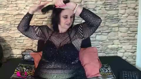 Snapshot of luciousgrace chatting on 10-03-25, 05:26 Grace online show from 10-03-25, 05:26