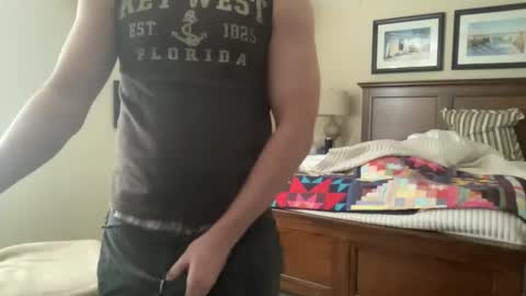 Snapshot of luckboy698 chatting on 11-17-25, 04:24 luckboy698 online show from 11-17-25, 04:24