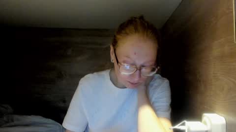 Snapshot of lucky_licky20 chatting on 02-01-25, 04:35 lucky_licky20 online show from 02-01-25, 04:35