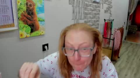 lucky_licky20 online show from 04-13-26, 12:49
