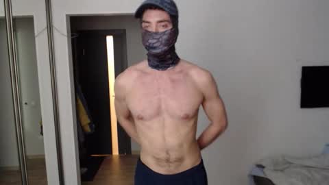 Snapshot of lucky_swimmer chatting on 11-01-25, 05:26 Iron Jhon online show from 11-01-25, 05:26