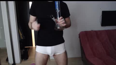 Snapshot of lucky_swimmer chatting on 11-28-25, 03:14 Iron Jhon online show from 11-28-25, 03:14