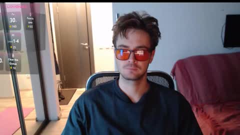 Snapshot of lucky_swimmer chatting on 12-02-25, 05:30 Iron Jhon online show from 12-02-25, 05:30