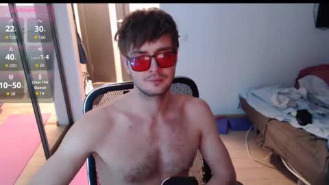 Snapshot of lucky_swimmer chatting on 12-04-25, 06:27 Iron Jhon online show from 12-04-25, 06:27