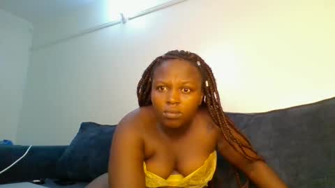 Crisiah online show from 04-22-26, 07:00